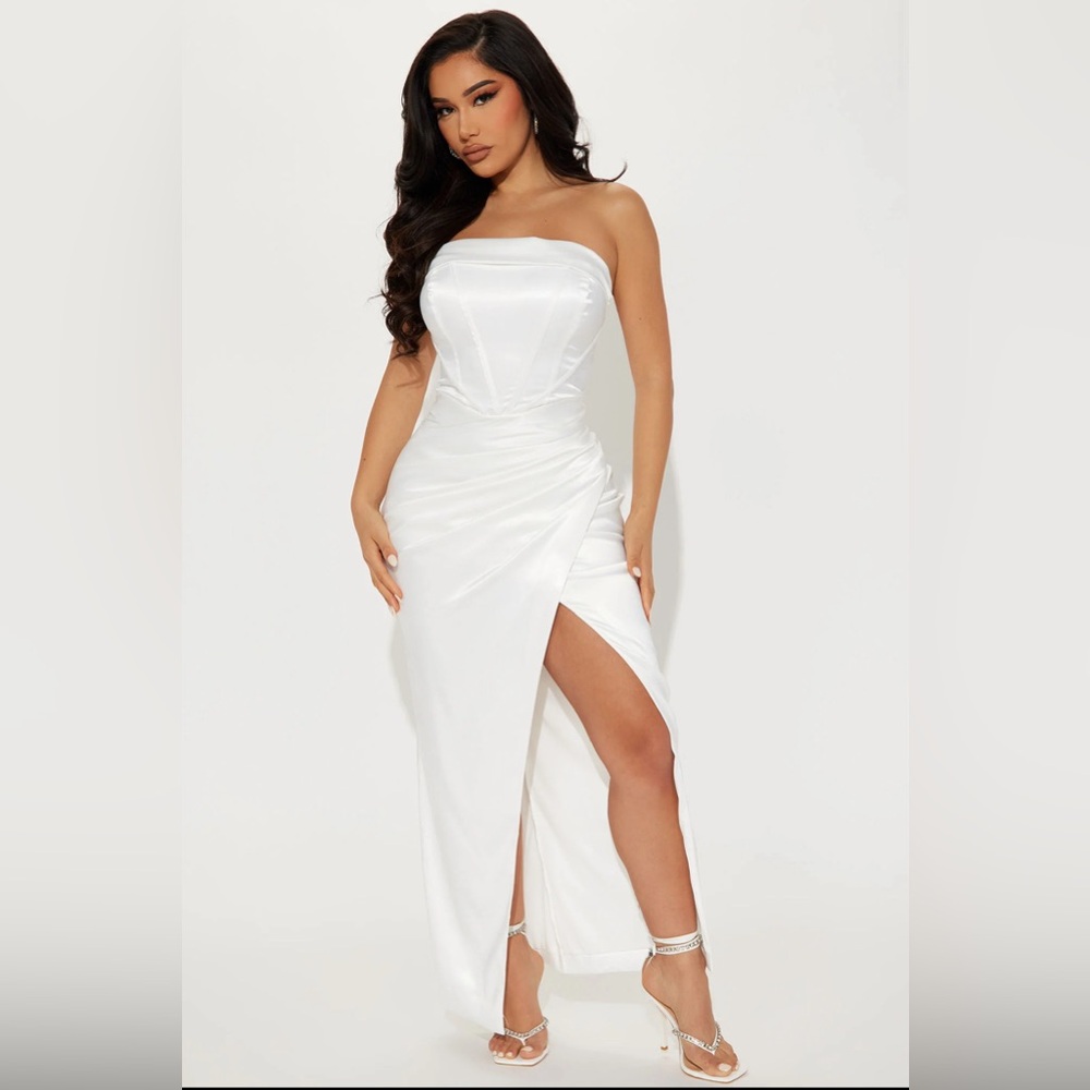 Maxi Dress - White 
High Slit * Corset Waist